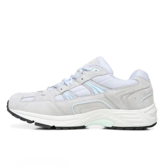 NWOB Vionic Classic Walker - Picture 4 of 17